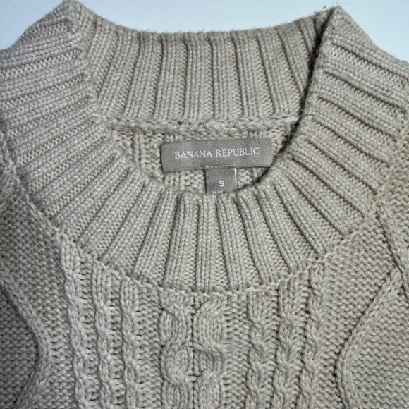 BANANA REPUBLIC MINI CABLE KNIT DRESS - Picture 3 of 5